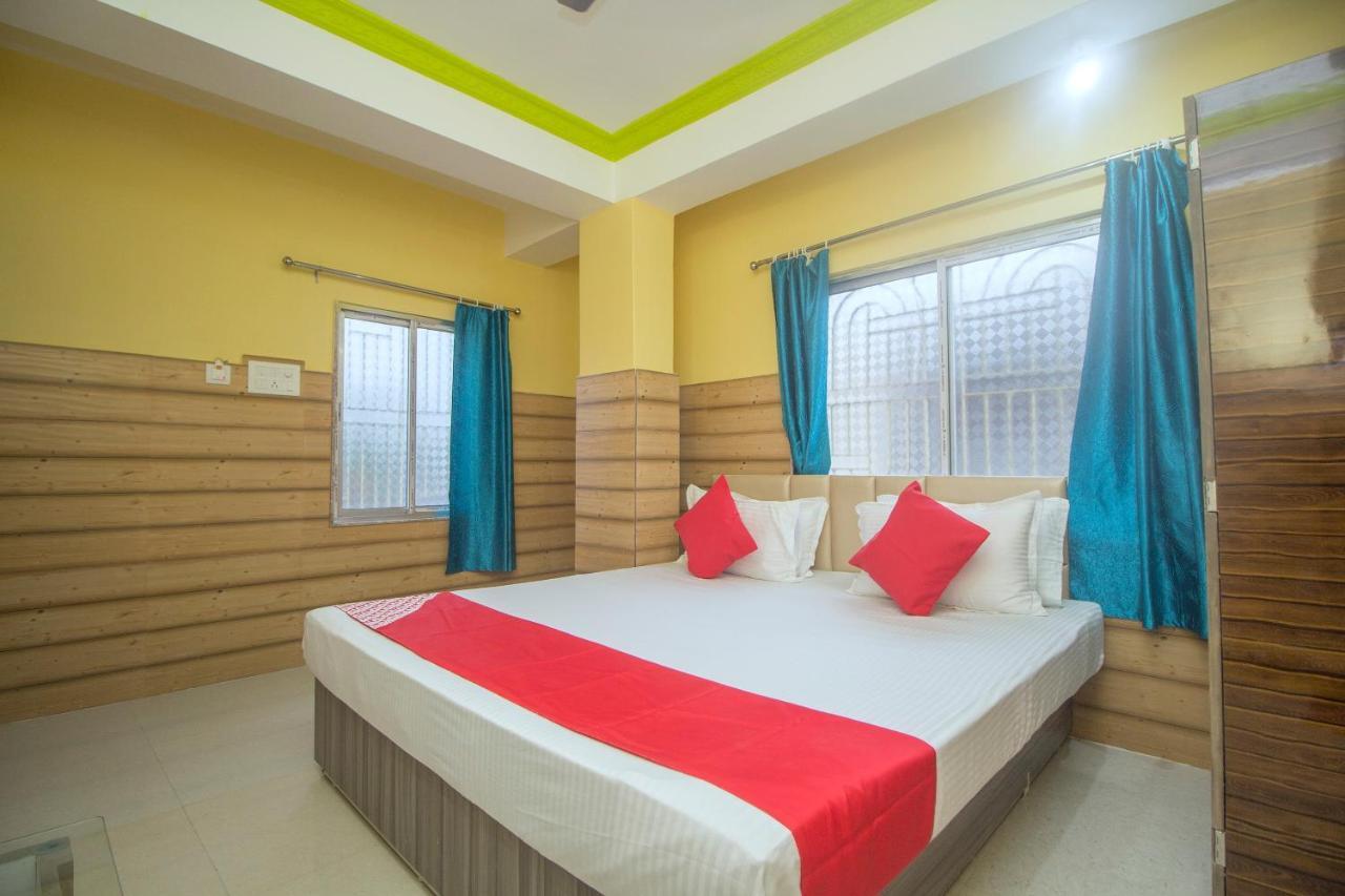 Oyo 30073 Triveni Lodge Siliguri Εξωτερικό φωτογραφία